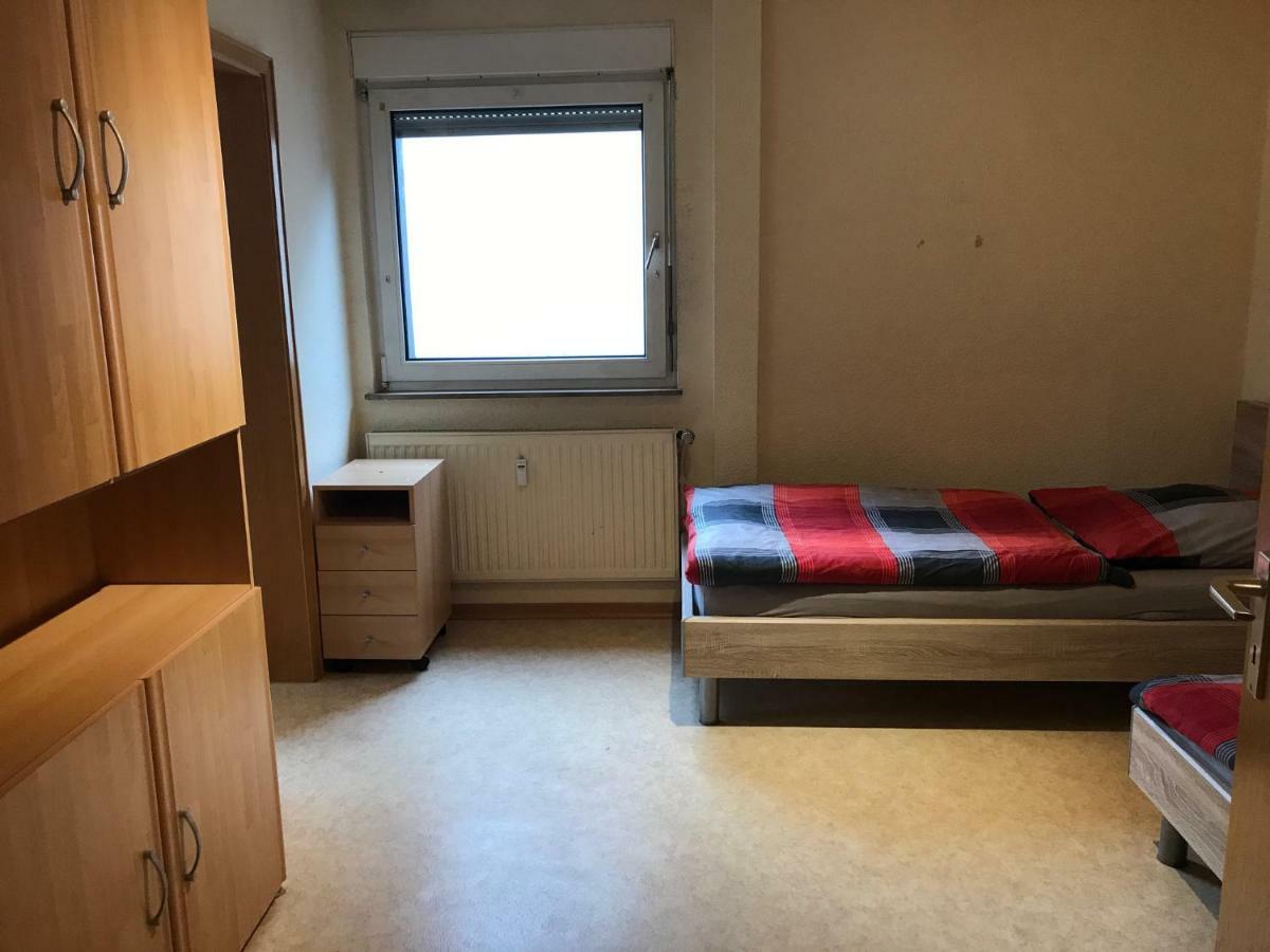 Messe CGN/DUS Großräumige Wohnung in guter Verkehrslage Leverkusen Exterior foto