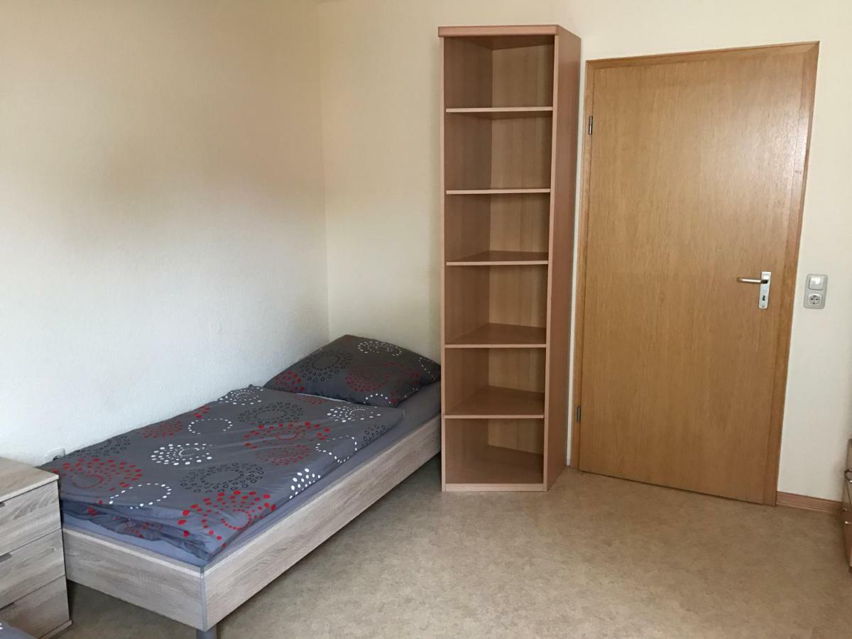 Messe CGN/DUS Großräumige Wohnung in guter Verkehrslage Leverkusen Exterior foto