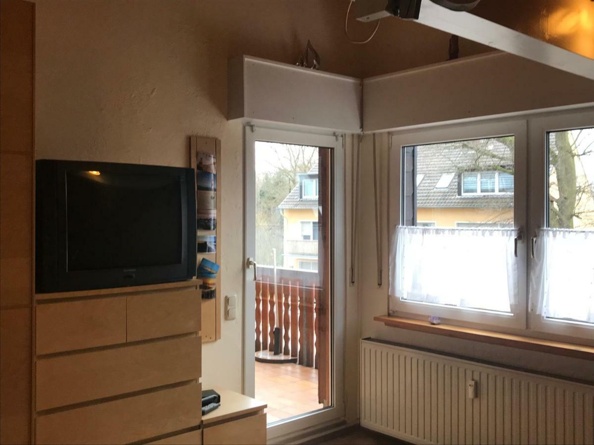 Messe CGN/DUS Großräumige Wohnung in guter Verkehrslage Leverkusen Exterior foto